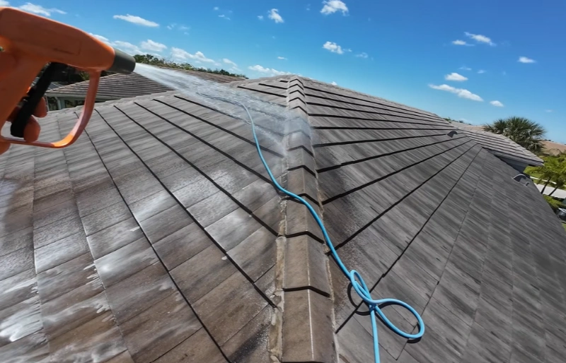 West Palm Beach pressure washing services